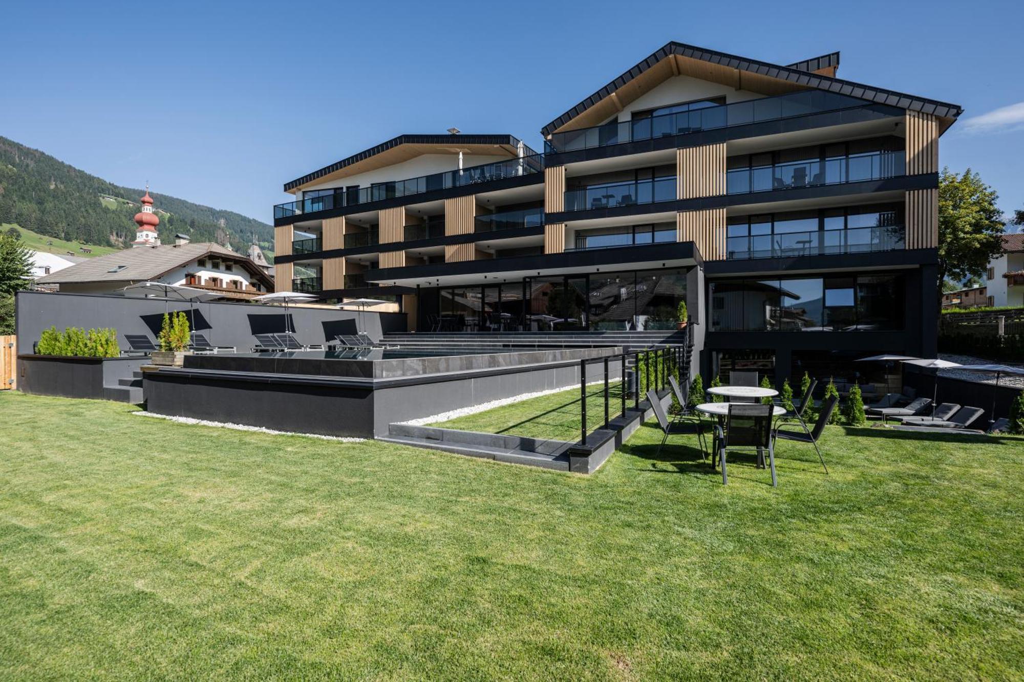 Hotel Montanaris Alpine - Active - Relax Villabassa Esterno foto