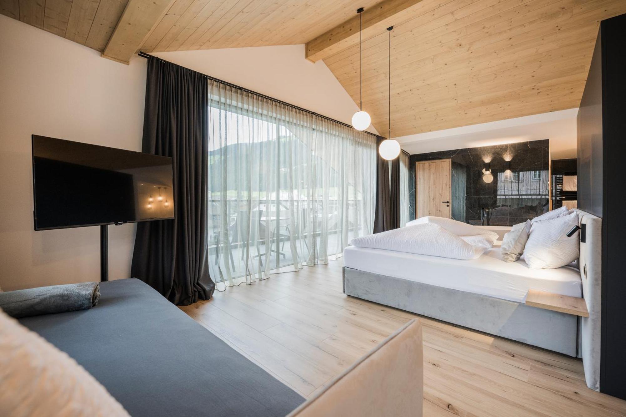 Hotel Montanaris Alpine - Active - Relax Villabassa Esterno foto